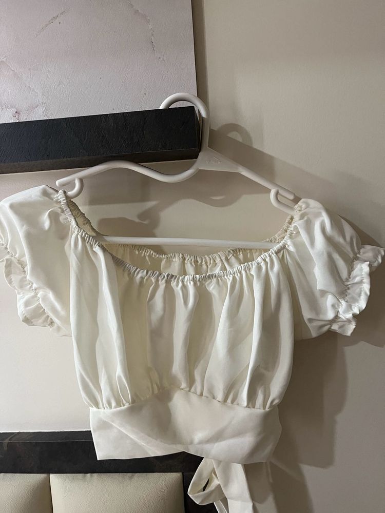 Off-Shoulder Crop Top