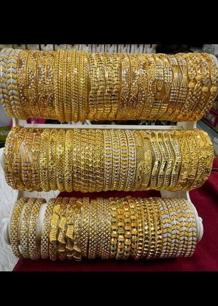 Micro bangle 4 pc 399 Rs