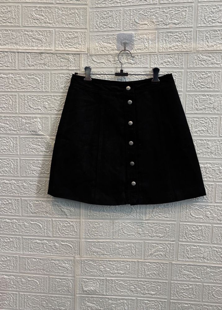 🇩🇪 H&amp;M Imported Skirt