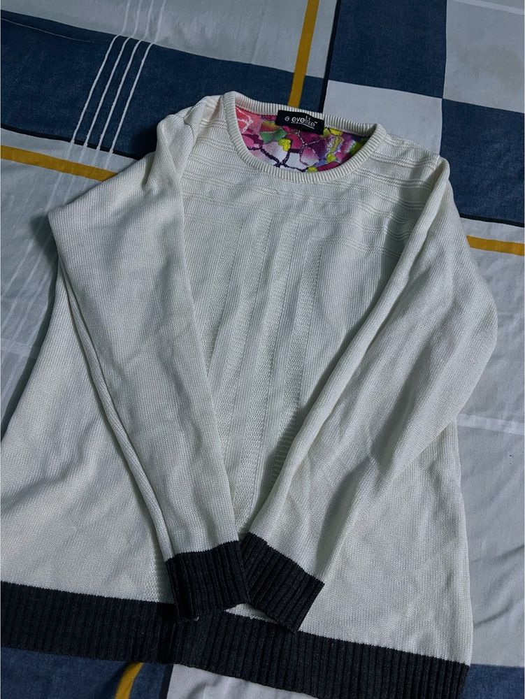 Stylish Pullover Sweater