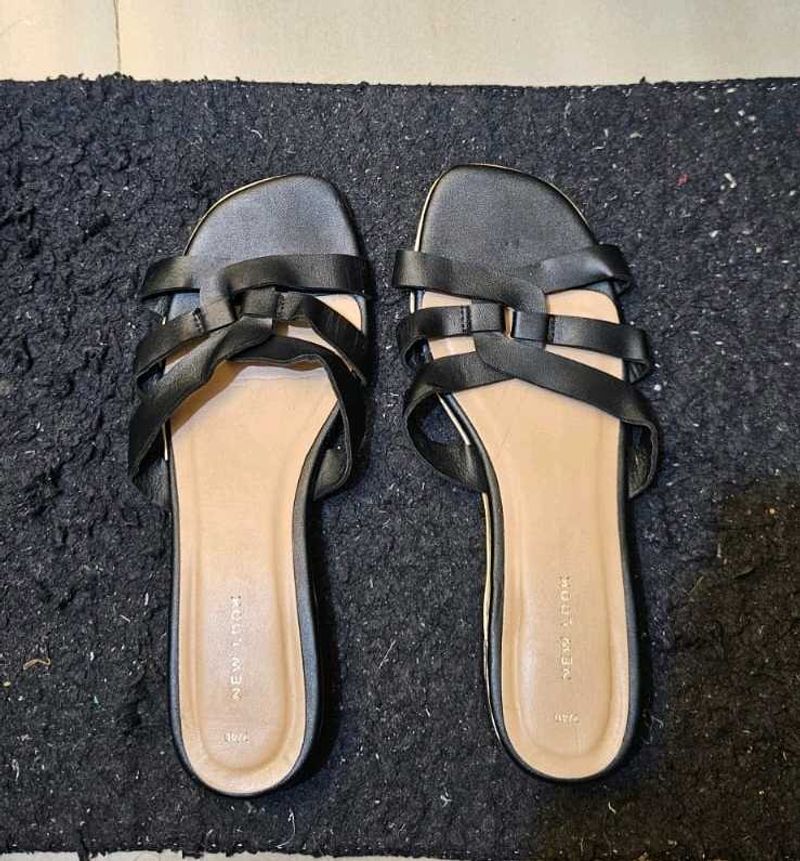 New Look Black Flat