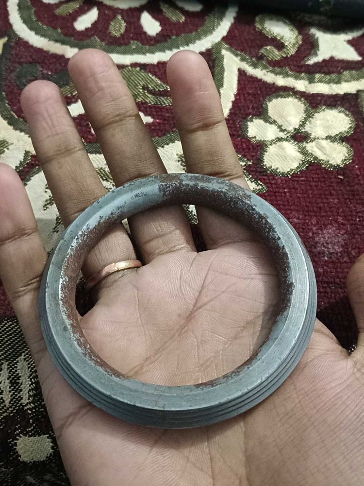 सरबलोह का बना हुआ है कड़ा