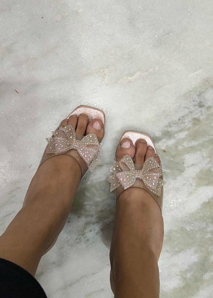 Sparkly Bow Detail Sandals