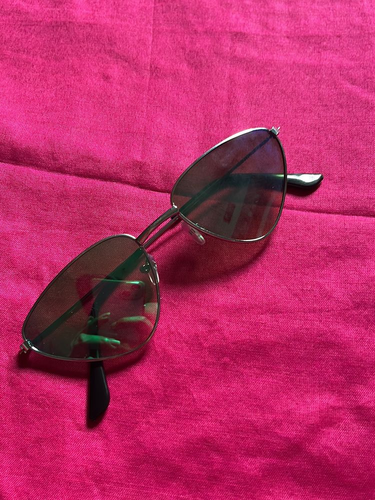 Sunglass