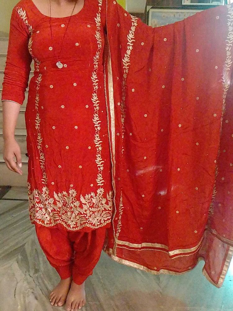 Punjabi Suit With Dupatta