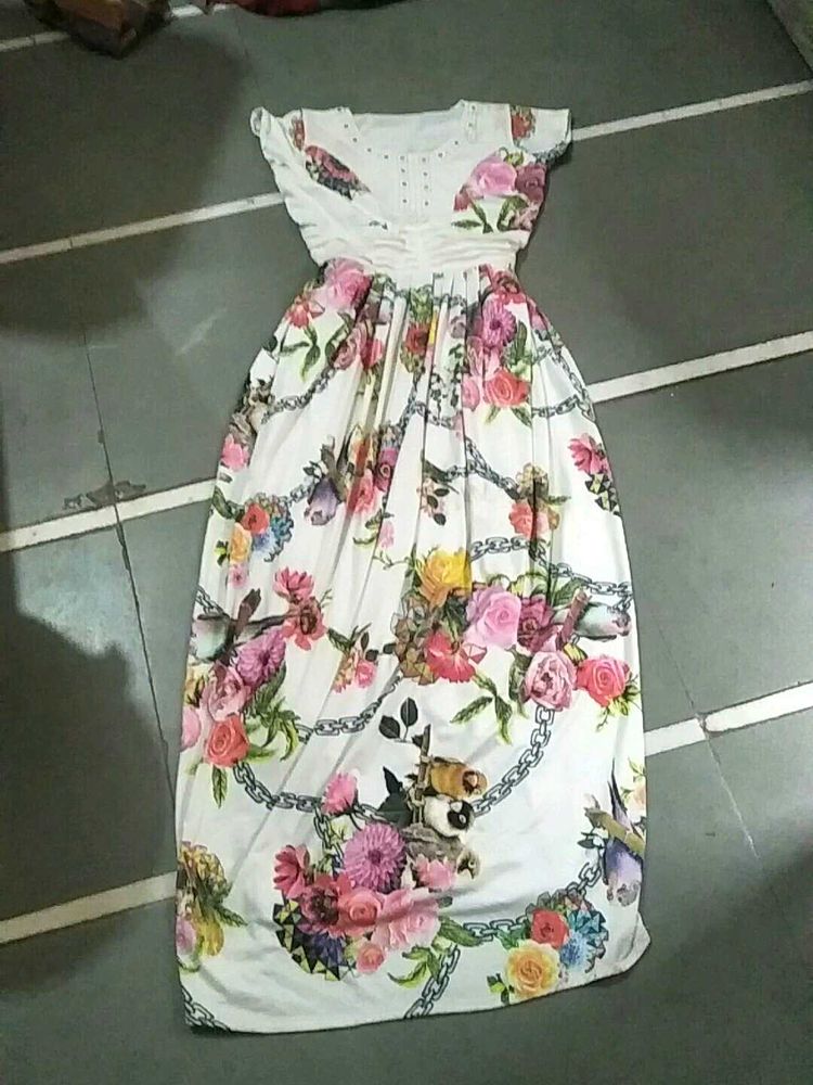 Beautiful White One Pic Dress