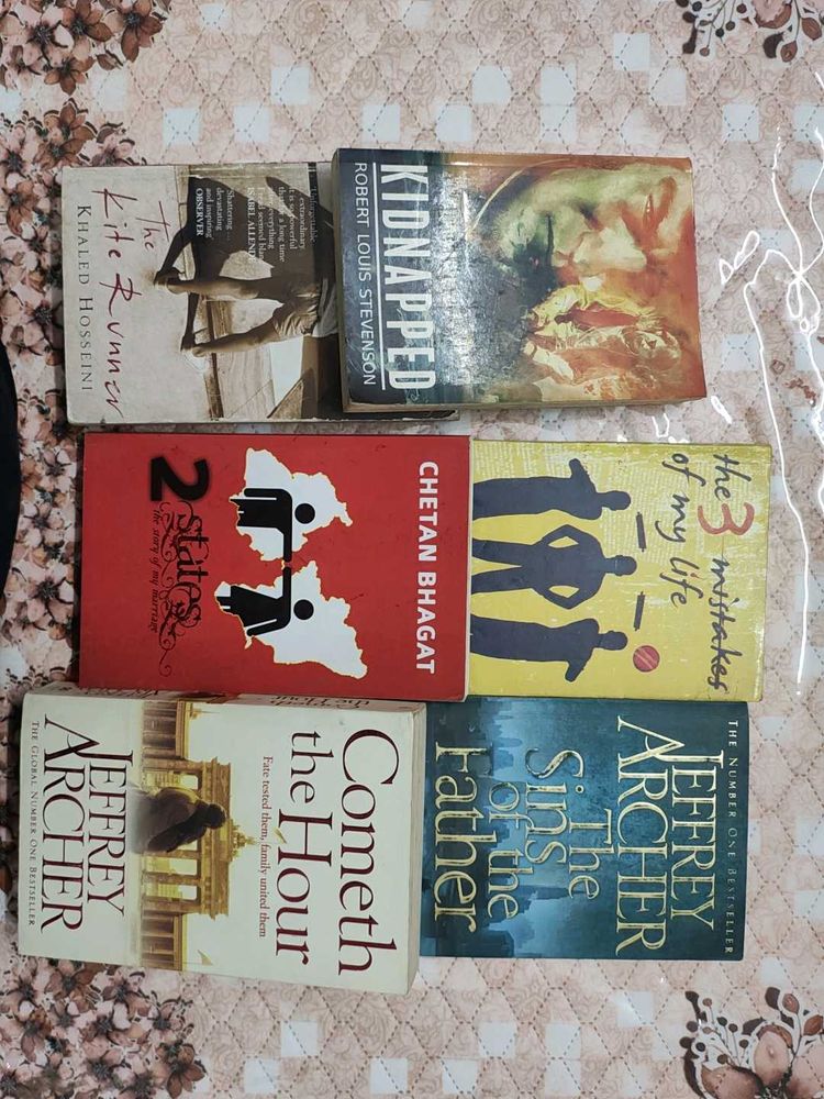 MEGA BOOKS COMBO !!