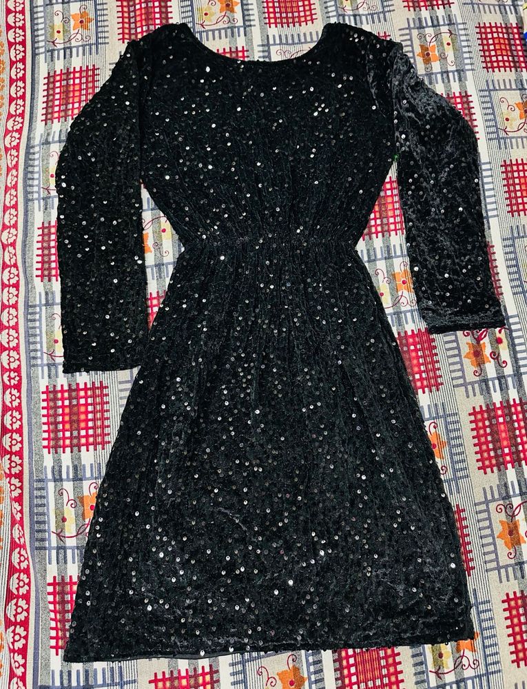 Sparkling Black Velvet Party Dress