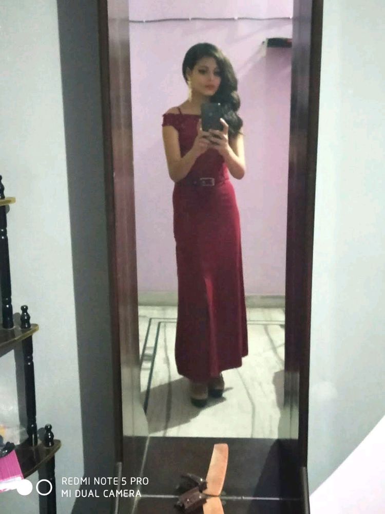 Side Cut Dress 👗