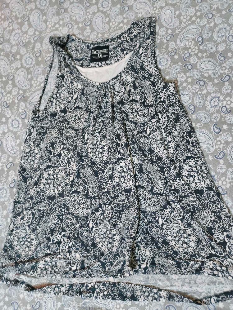 Black Floral Print Sleeveless Top