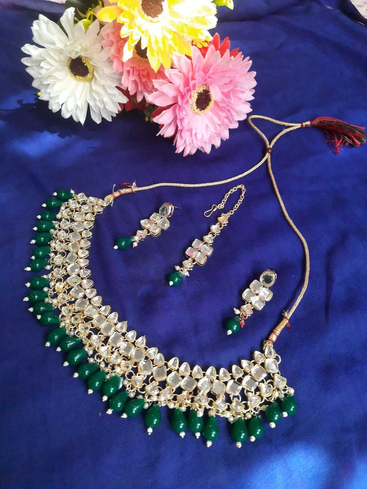 Green Kundan Jewelry Set