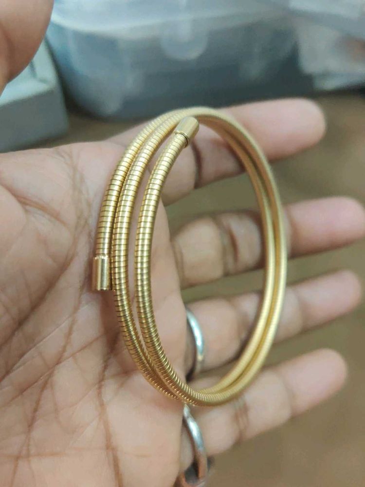 Anti tarnish Adjustable Gold Bracelet