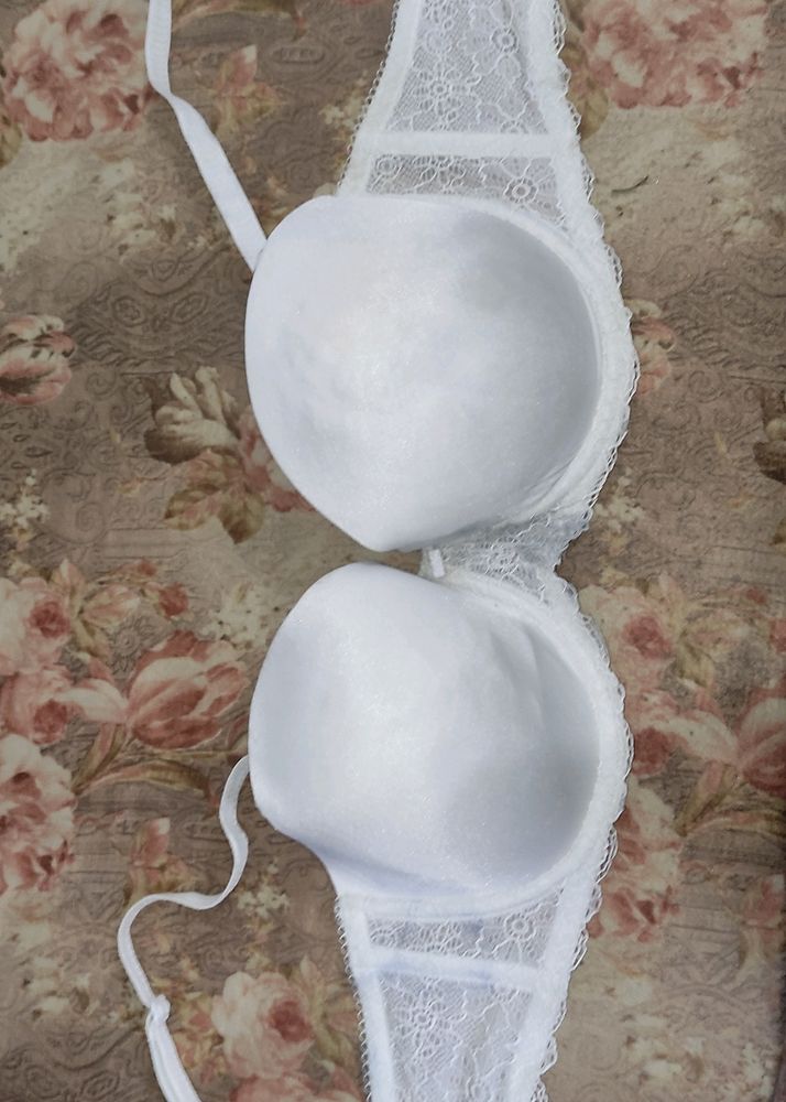 White Strapless Padded Bra
