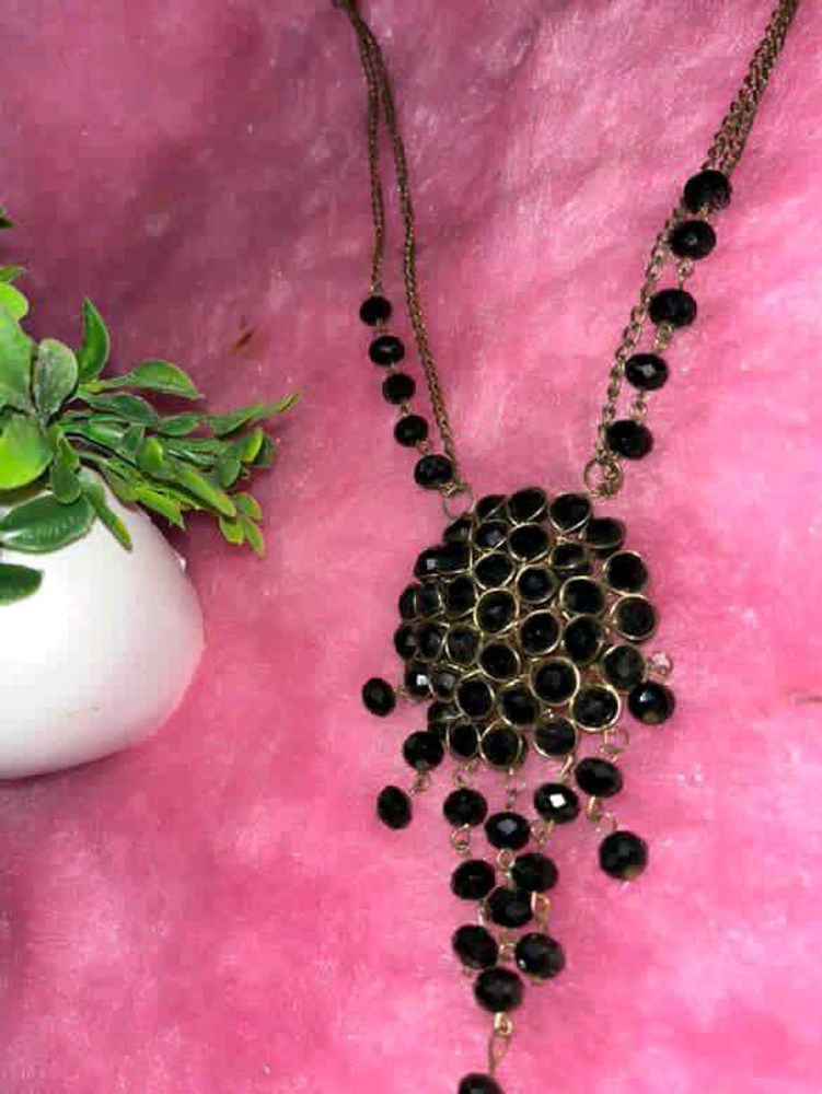 Neck Piece And 2 Earings