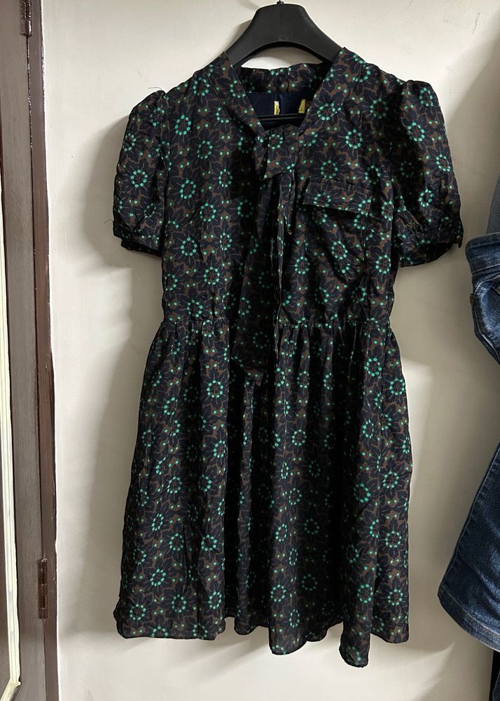 Floral Print Tie Neck Dress