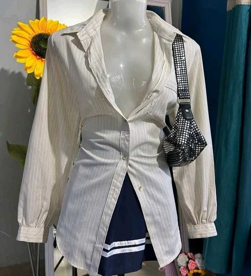 Fitted Striped Button-Down Shirt