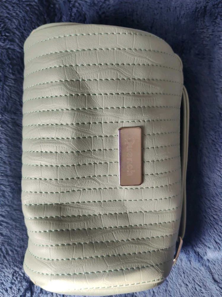 Stylish Lightweight Sling Bag