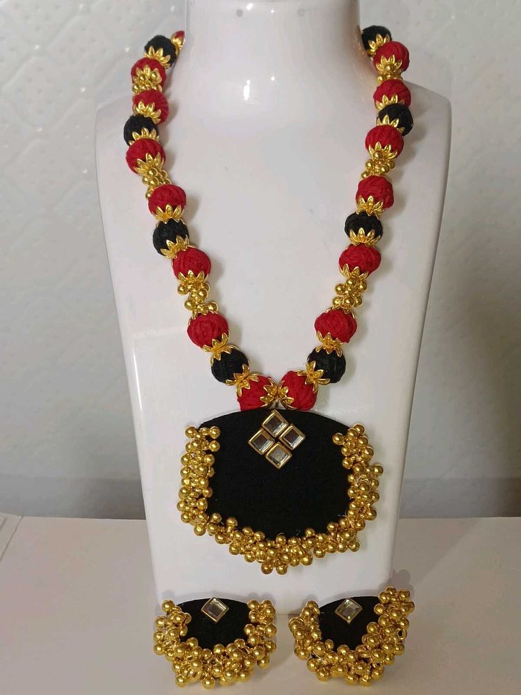 Red &amp; Black Bead Necklace Set