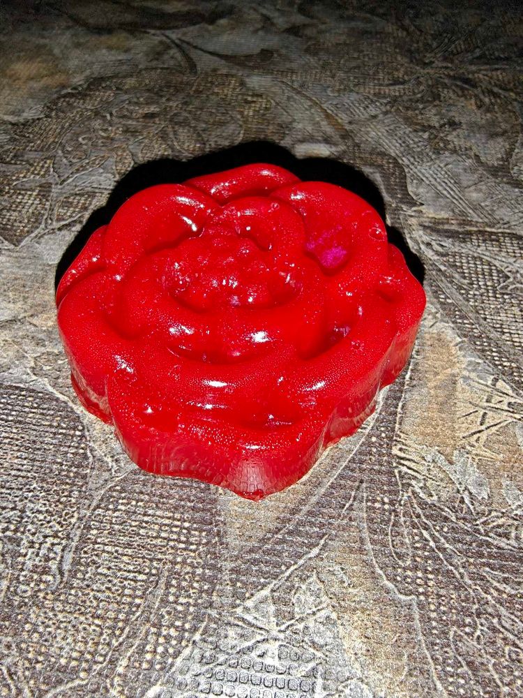 Rose gel candle