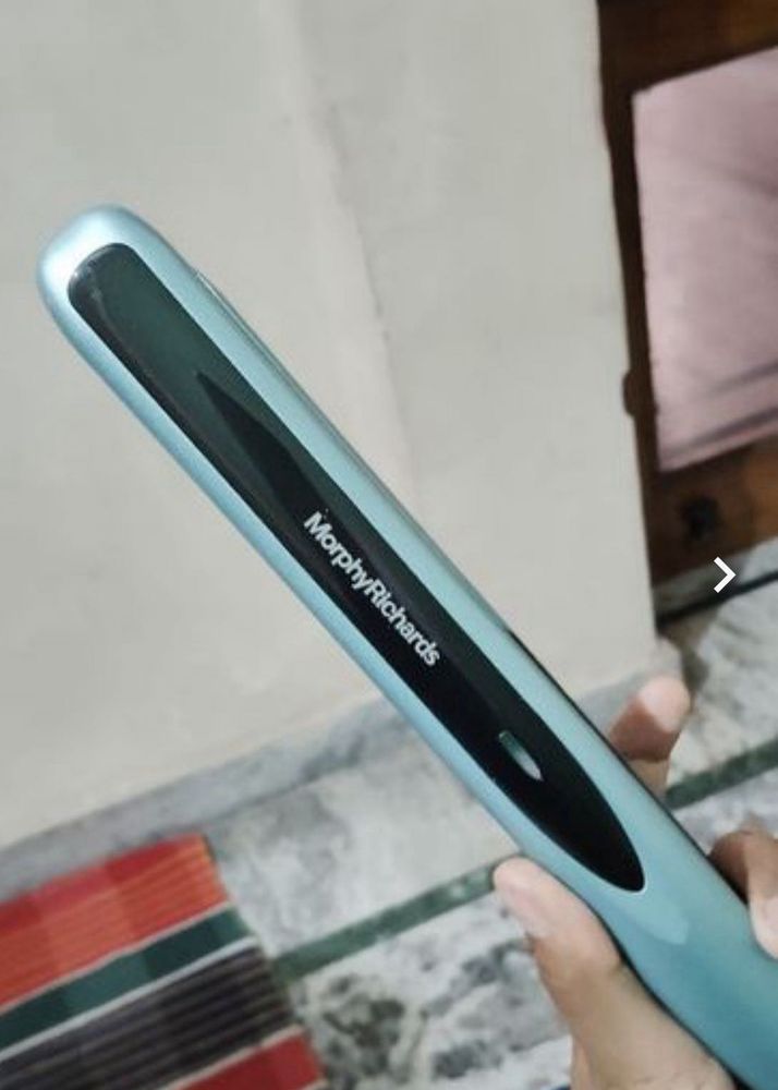 Morphy Richards Hair Straightener
