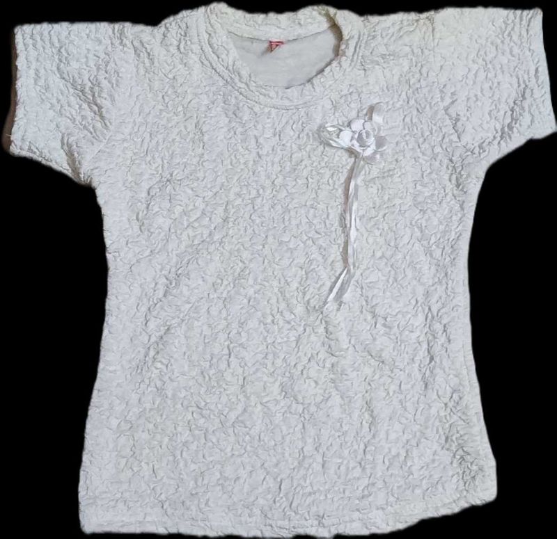 Cute White Flower Top
