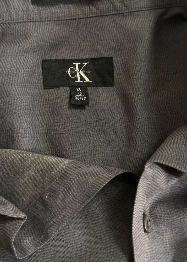 Calvin Klein Charchol Like New With Tag