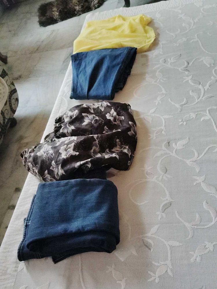 Jeans With Tops