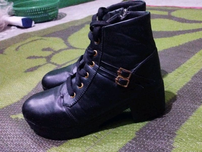 Boot 👢
