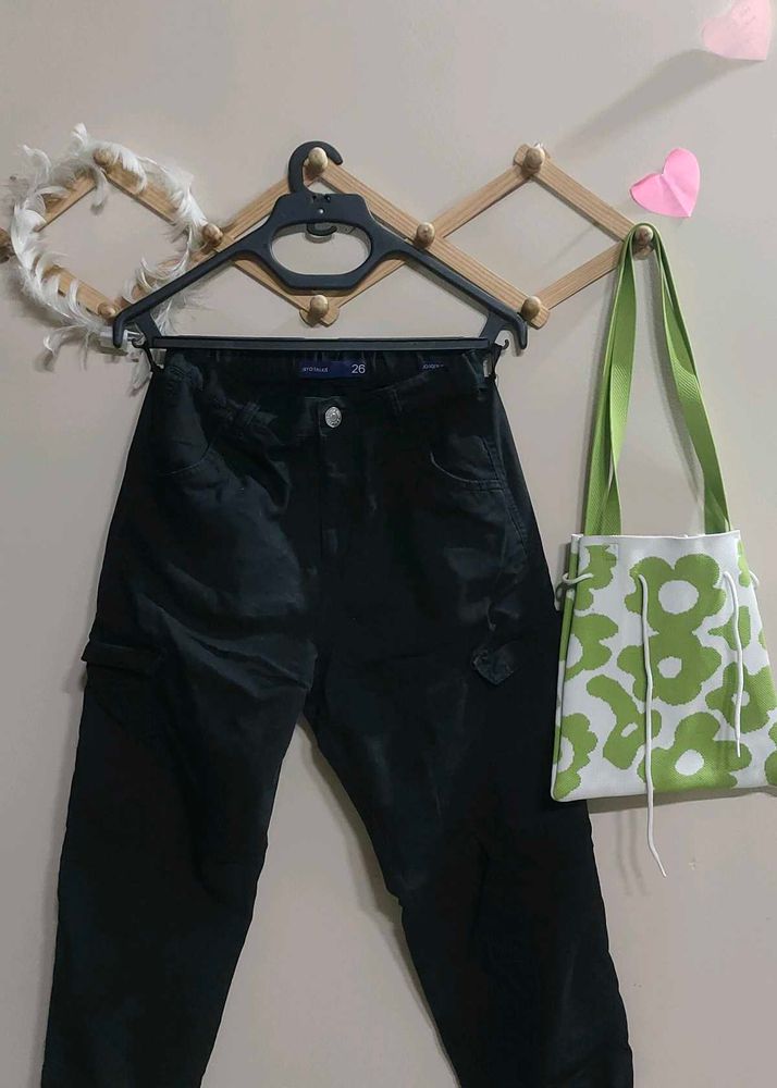 Black Cargo Pants