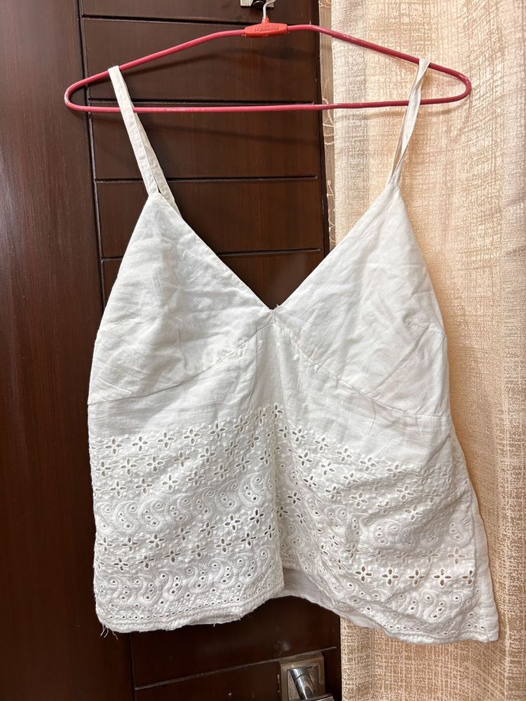 BOHO SLEEVELESS WHITE CROP TOP✨