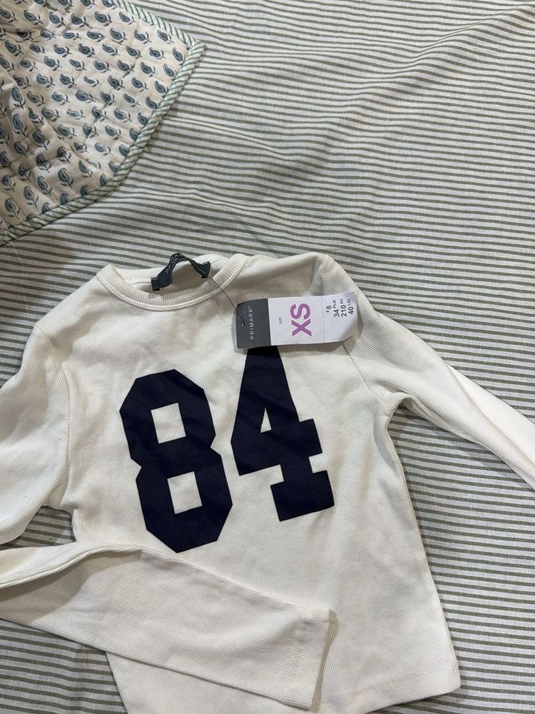 Primark women xs  Long Sleeve Tee