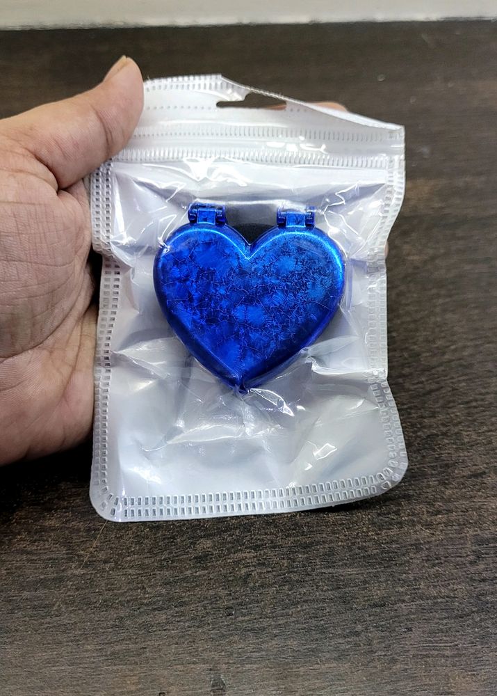 Heart With Inside Mirror Pop Up Socket Mobile Grip