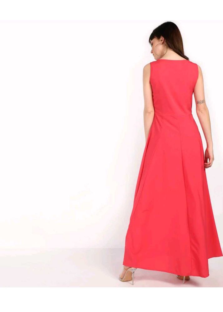Elegant Red Maxi Dress