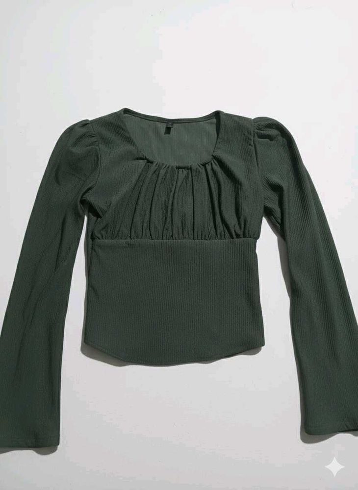Green Long Sleeve Top