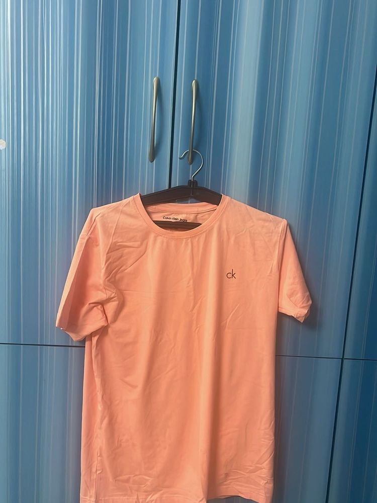Peach T-Shirt Xl