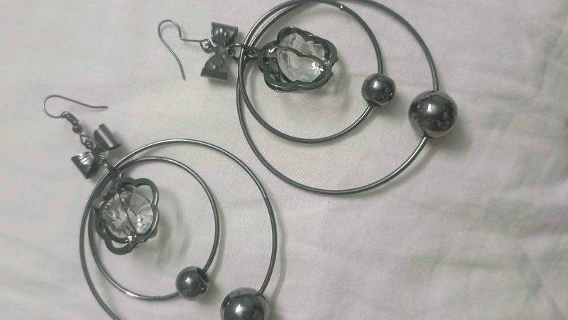 Earings