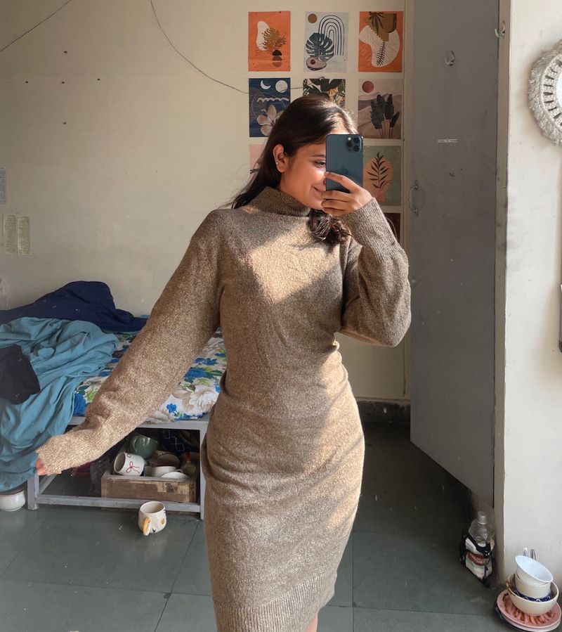 Elegant Knit Midi Dress