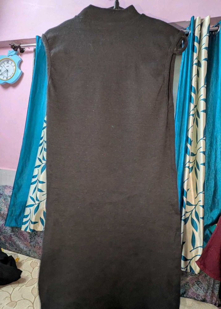 Elegant Black Sleeveless Dress