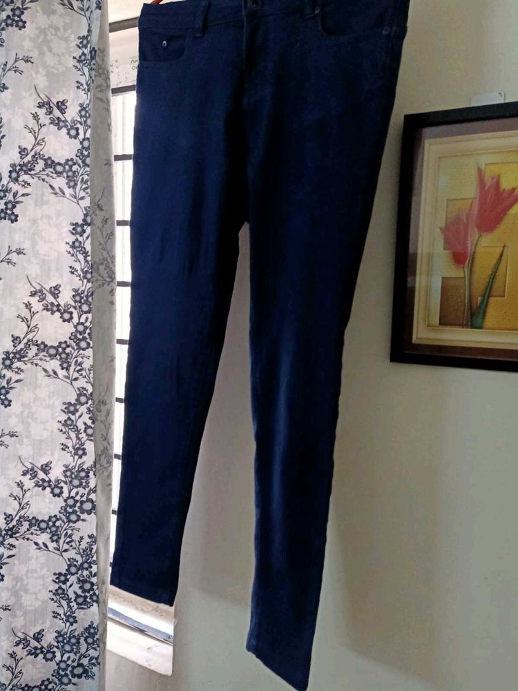 Women&#39;s Navy Blue Skinny Cotton Jeans