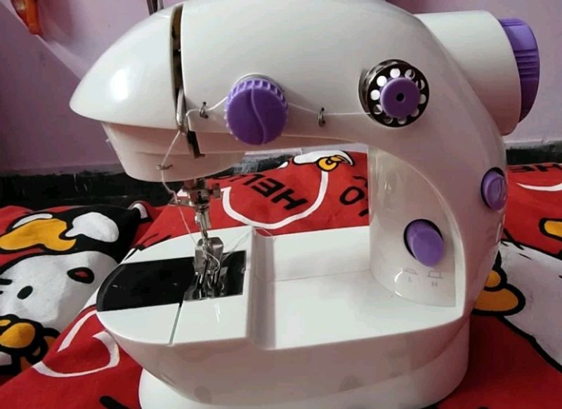 Mini Sewing Machine