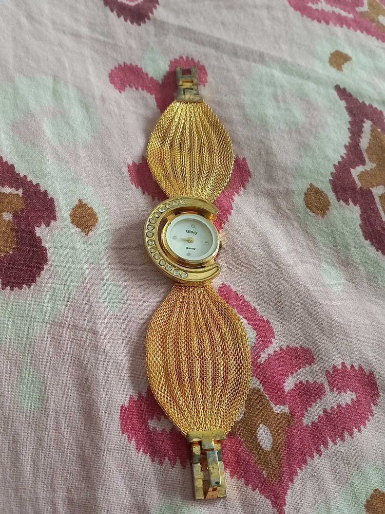 GOLDEN WATCH
