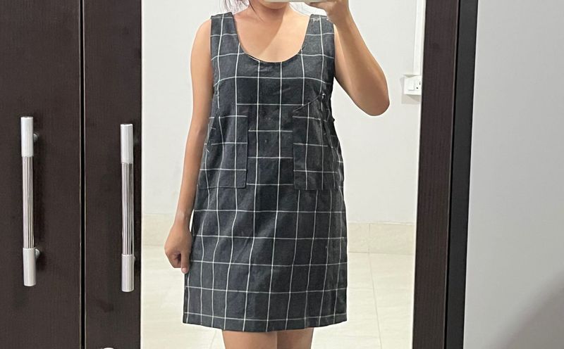 Plaid Sleeveless Dress