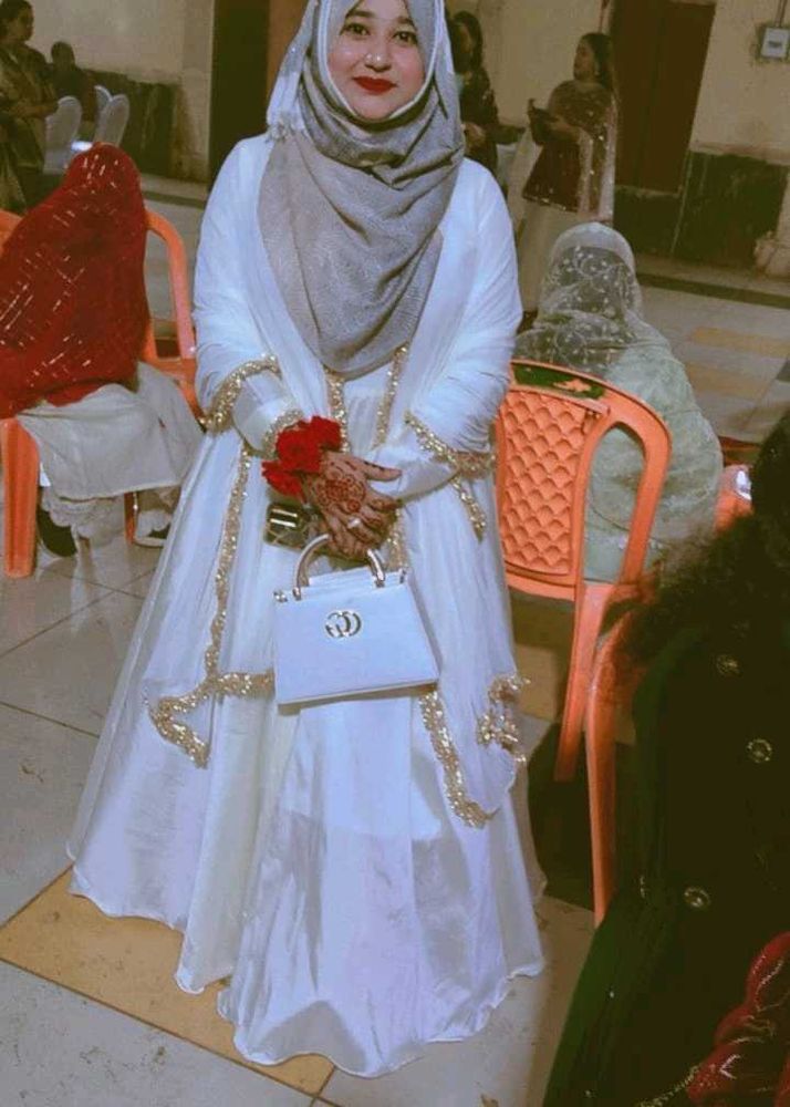 Elegant White &amp; Gold Ethnic Gown