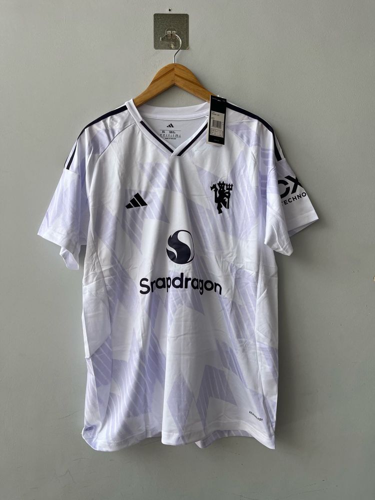 Adidas Manchester jersey