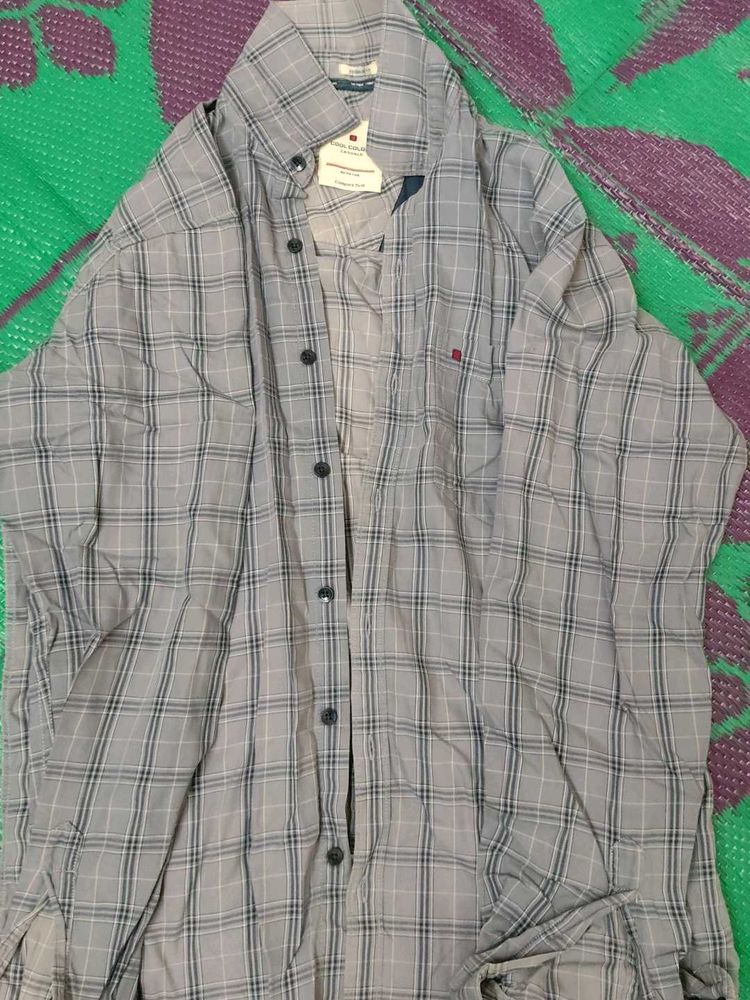 Gray Plaid Button-Down Shirt