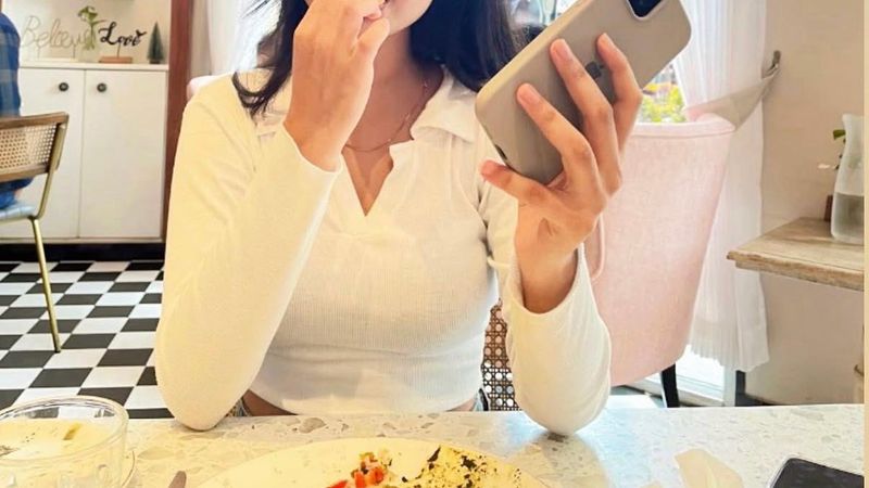 White Long Sleeve Top