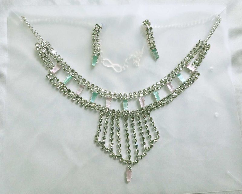 Sparkling Rhinestone Jewelry Set