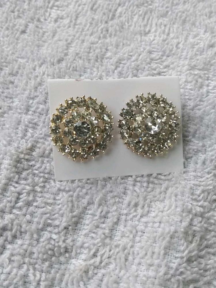 Sparkling Stud Earrings