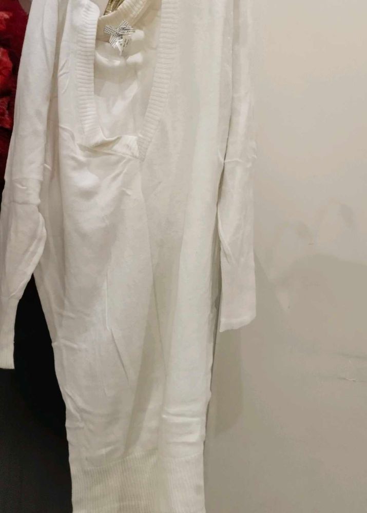 Elegant White Tunic Top