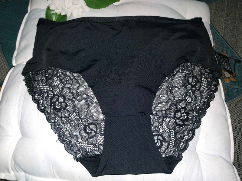 Black 🖤 Panty